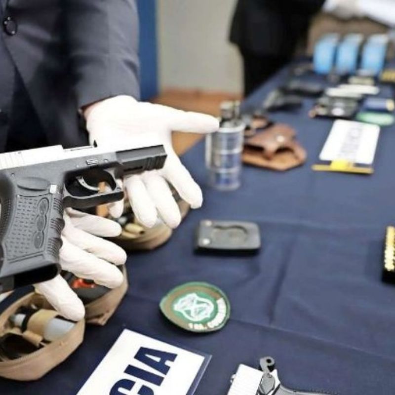Carabineros da de baja a tres funcionarios involucrados en tráfico de armas en el Maule 