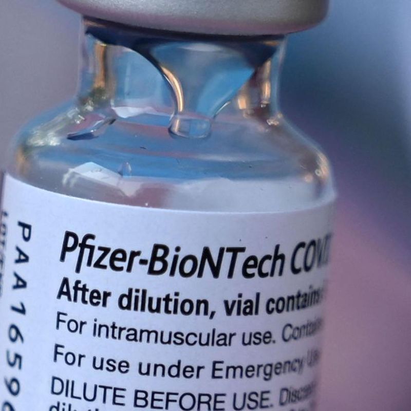 Refuerzo de Pfizer, en vacunados con Sinovac, generaría 20 veces más anticuerpos