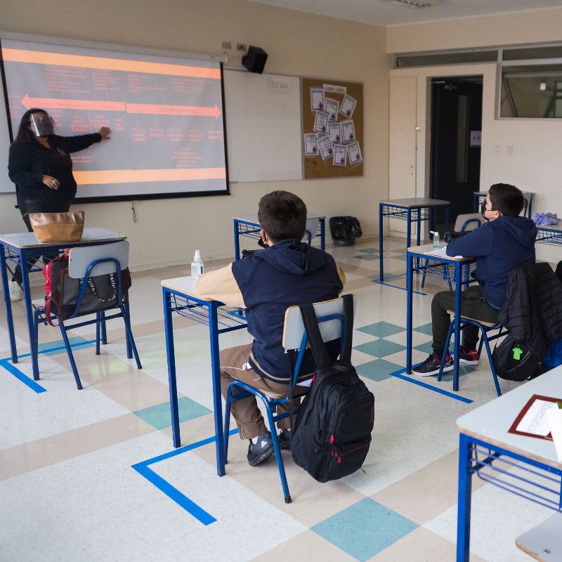 Colegio de Profesores rechaza clases presenciales obligatorias a contar de marzo 2022