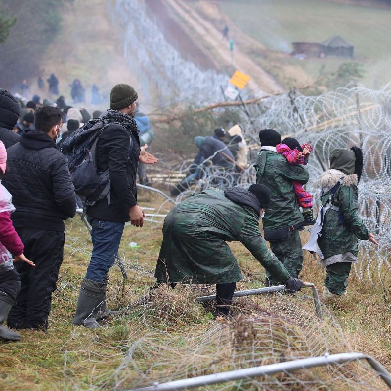 Crisis migratoria en frontera Bielorusia-Polonia tensa relación con la Unión Europea