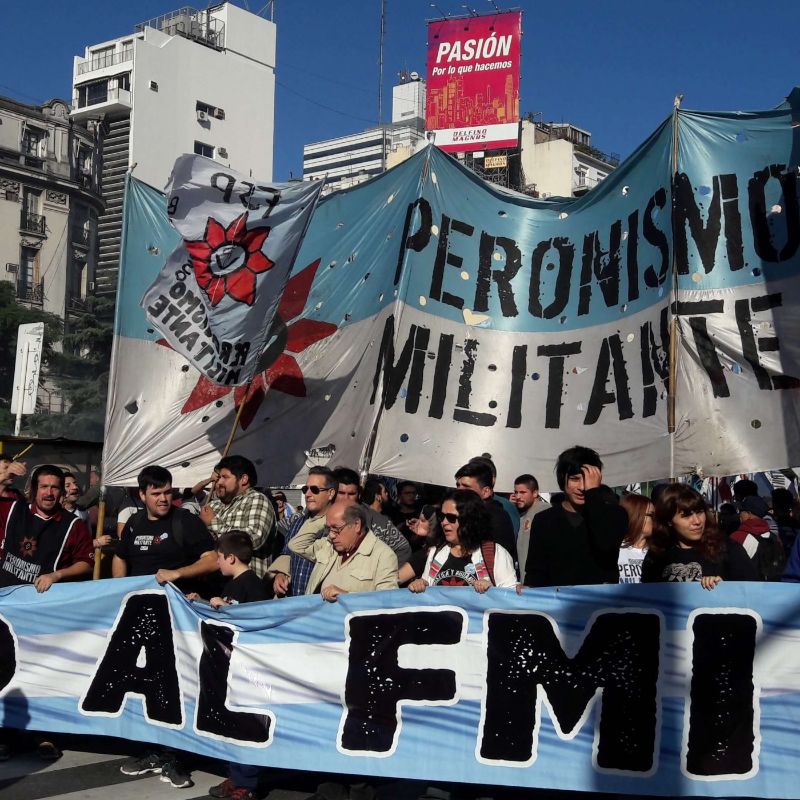 Marcha en Buenos Aires contra negociación del gobierno y el Fondo Monetario Internacional