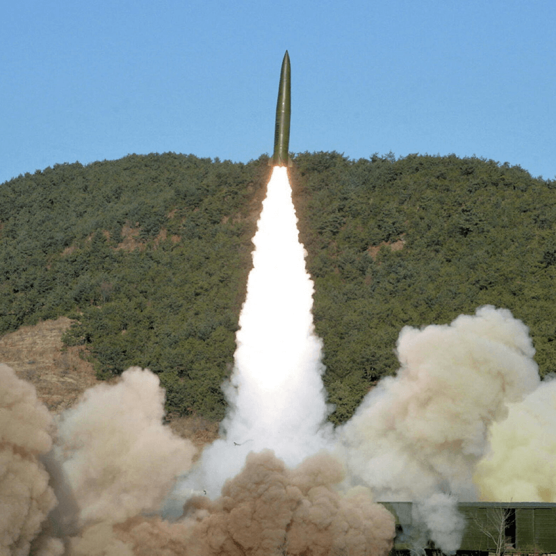 Corea del Norte no se amedrenta por sanciones internacionales y lanza nuevamente dos misiles de corto alcance