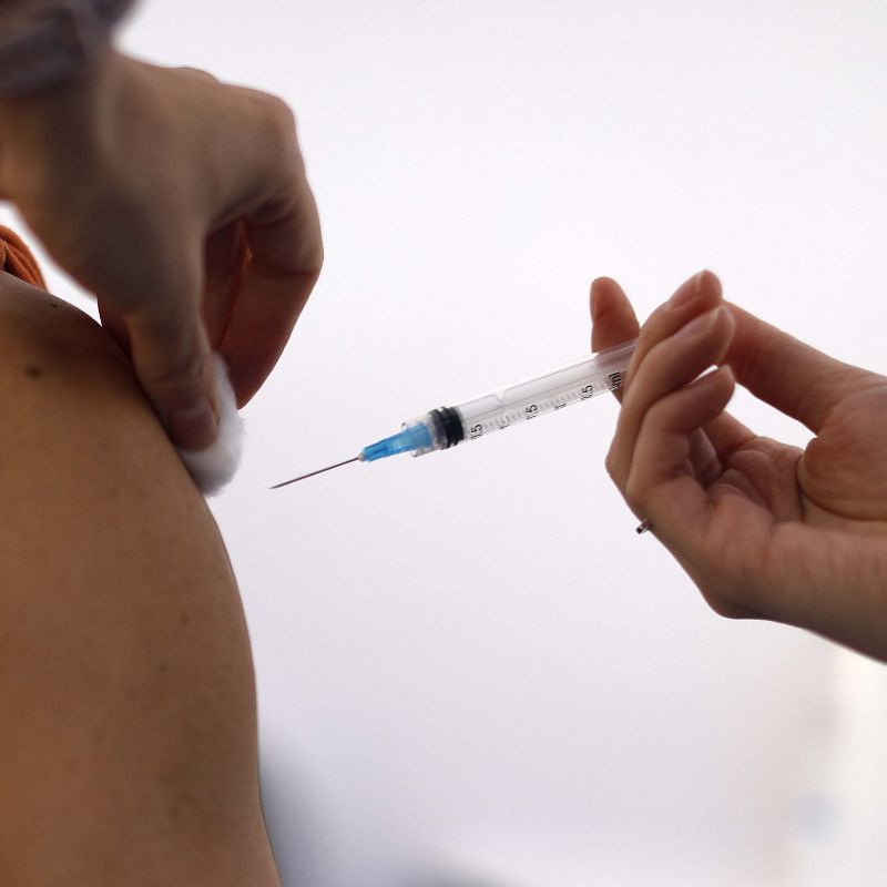 Estudio norteamericano concluye que estar vacunado y recuperado de Covid-19, deja un mayor grado de inmunización