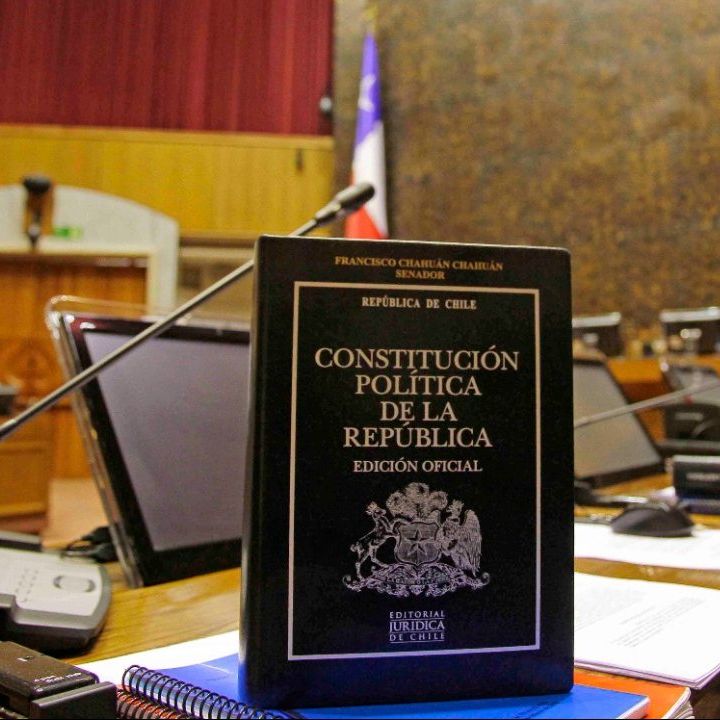 Encuesta Cadem: Cae opción de aprobar nueva Constitución y sube intención de rechazo