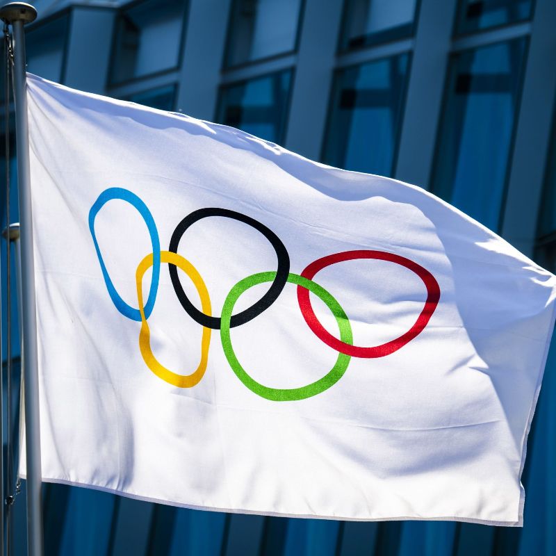El Comité Olímpico Internacional (COI) prohíbe participación de atletas rusos en cualquier competencia internacional