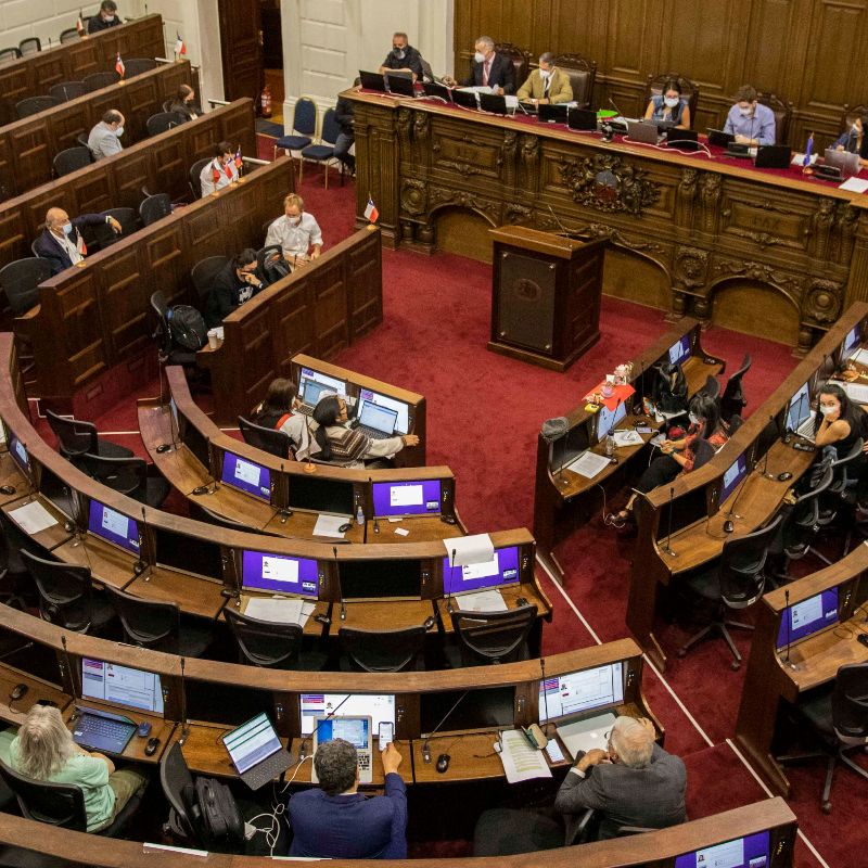 Encuesta Cadem devela que 57% de chilenos está de acuerdo con extender plazo a la Convención Constitucional