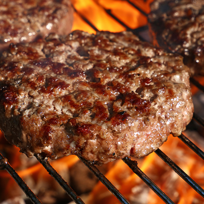 Innovativa hamburguesa saludable de “carne y cerezas”, logra ser patentada por la Universidad Católica del Maule