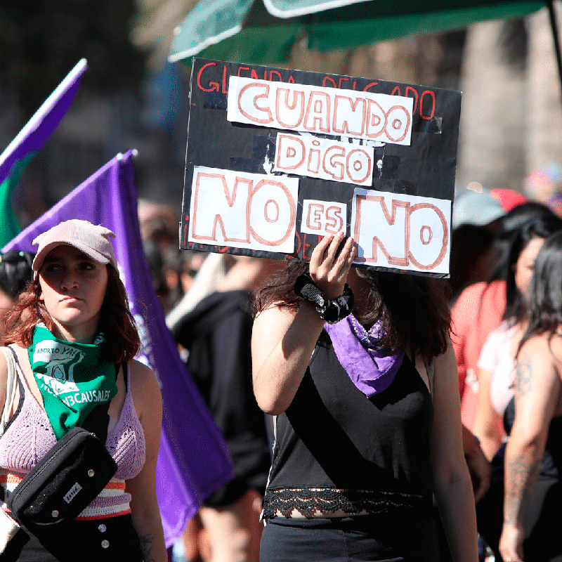 La Coordinadora 8M, inicialmente respaldando a Gabriel Boric, retira su apoyo al "gobierno feminista"