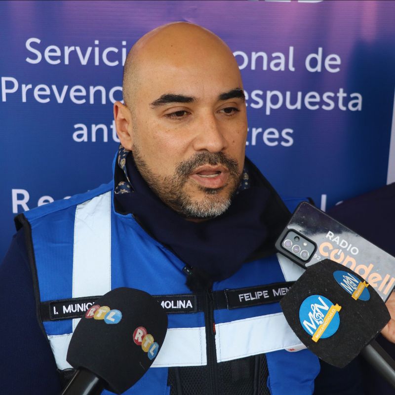Alcalde de Molina, desvincula a 29 funcionarios municipales, por mal uso de licencia médica, mientras viajaban al extranjero