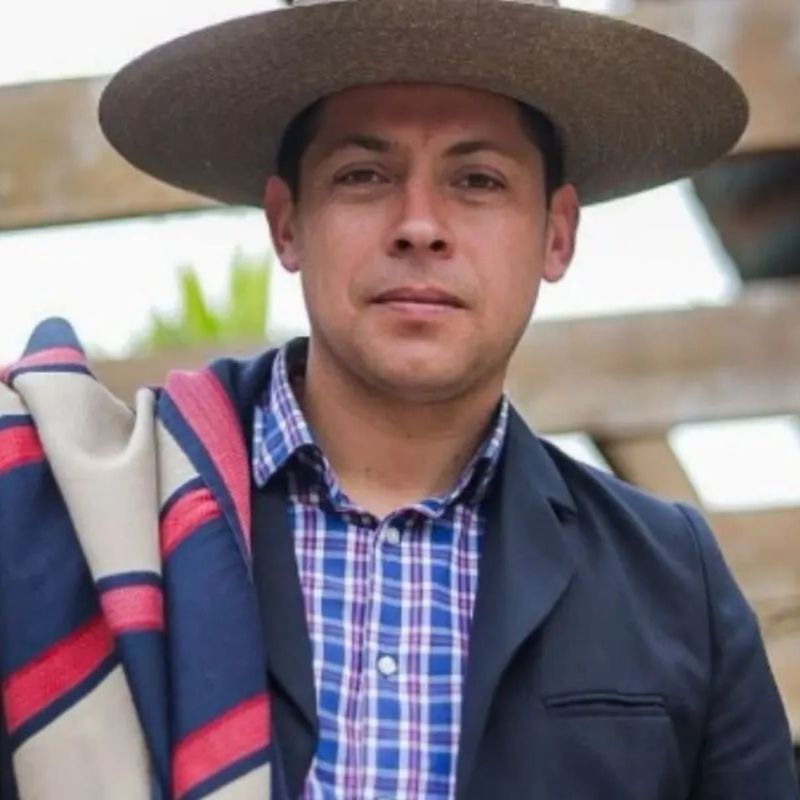 Contraloría anuncia sumario administrativo contra alcalde de Vichuquén, Patricio Rivera, por presunto uso indebido de vehículo fiscal