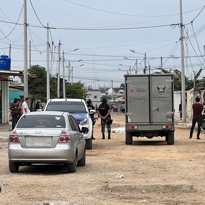 Ecuador: Sicarios asesinan a concejal del municipio de Durán Durán y a su escolta, en atentado en plena vía pública