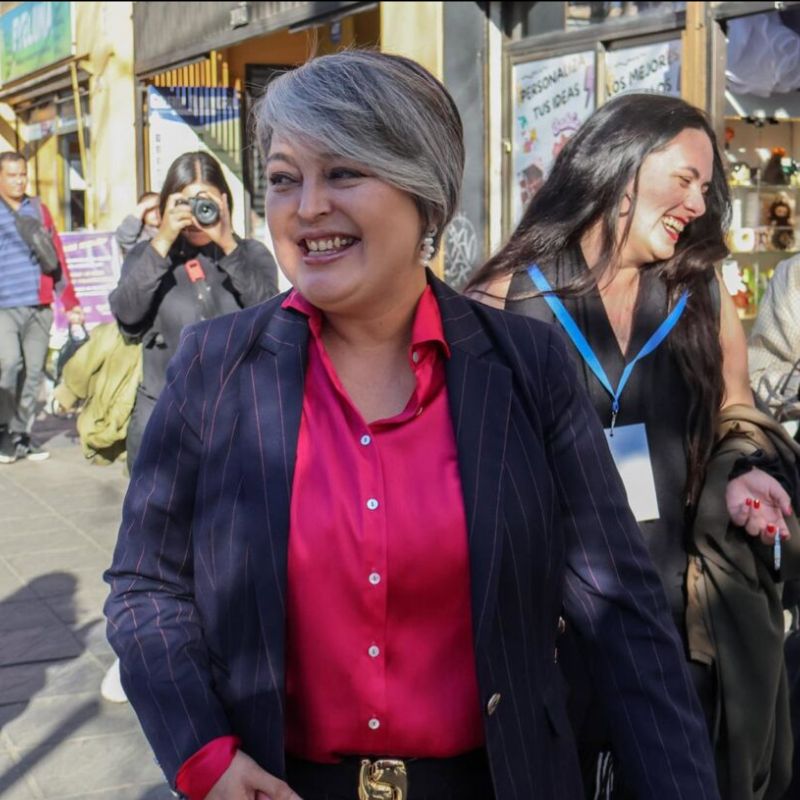 Encuesta Criteria: Jara sigue liderando primera vuelta con 26%. En balotaje, candidata oficialista perdería con Kast y Matthei