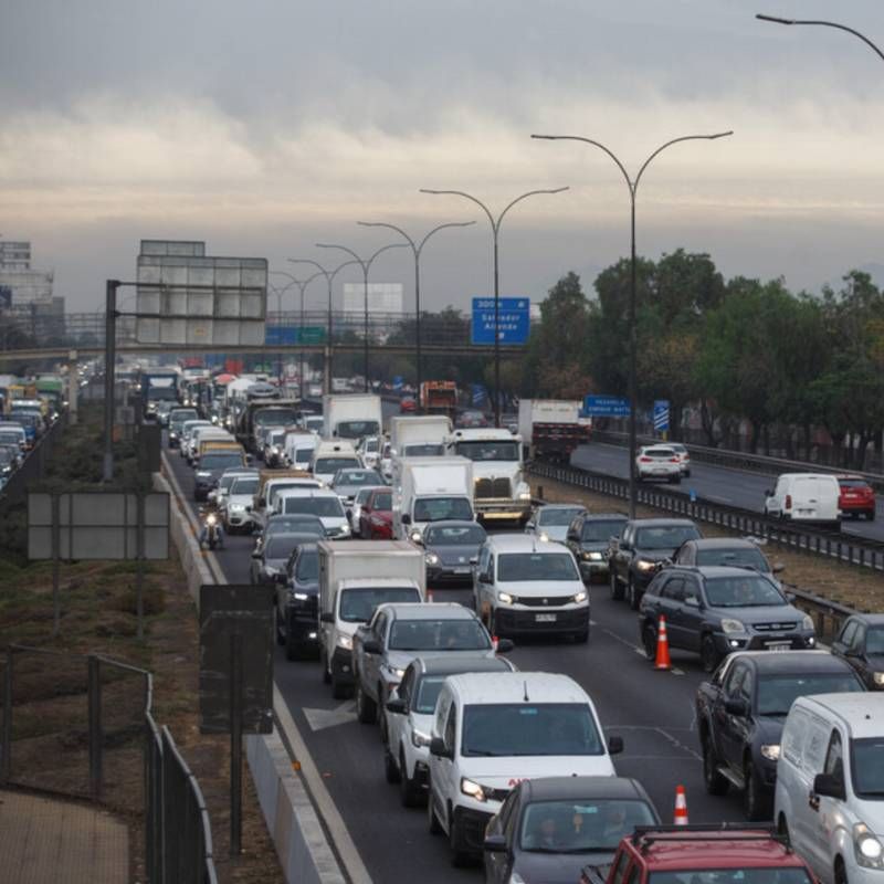 Este domingo, más de 180 mil automóviles y 78 mil pasajeros, regresaron a la Región Metropolitana, tras el fin de las Fiestas Patrias XL