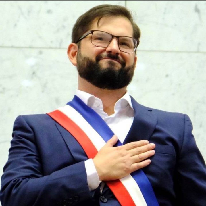 Fracasa reforma sobre pensión presidencial y oposición apunta a Boric como responsable del hecho