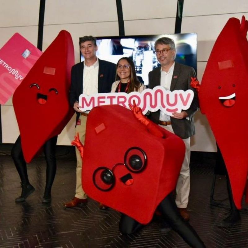 Metro de Santiago presenta Metromuv, su nueva billetera digital que viene a facilitar la movilidad