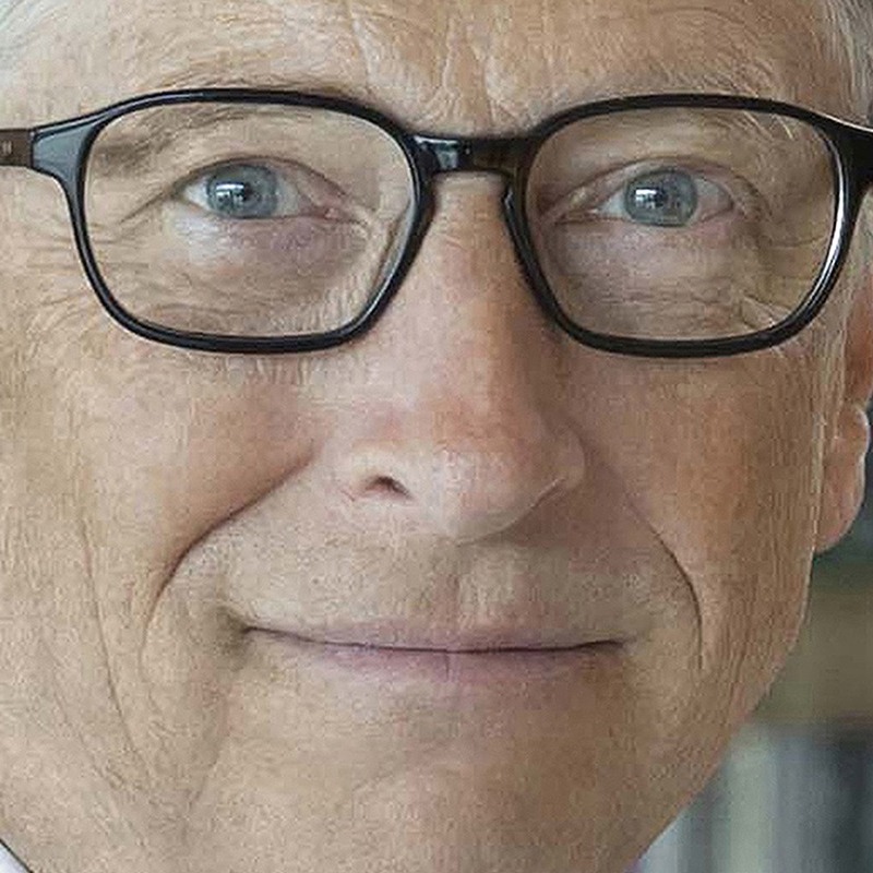 Bill Gates replantea el discurso climático: Enfatiza resiliencia humana frente a catástrofes