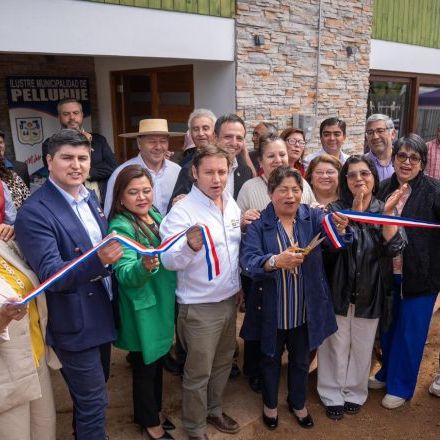 Dos sedes sociales y una cancha fueron inaugurados en Pelluhue por el Gobernador Regional del Maule, Pedro Pablo Álvarez-Salamanca