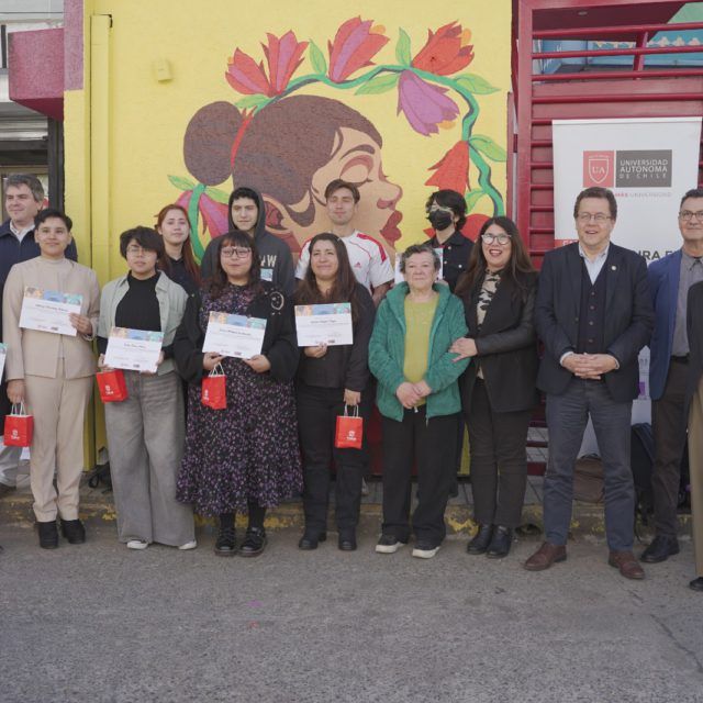 En el marco del Mundial Sub 20, se inauguran tres murales que embellecen el casco histórico de Talca