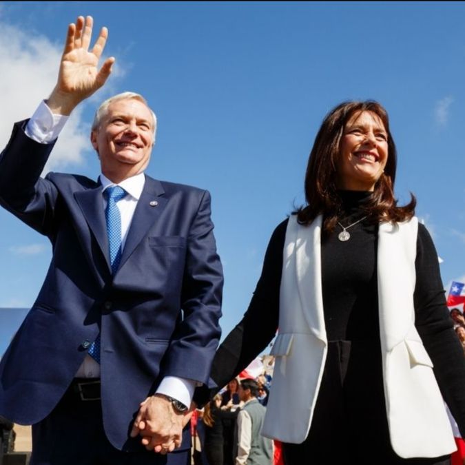 Encuesta Cadem: Kast llega a su nivel más alto, tras lograr que el 40% de los encuestados, señala espontáneamente que él va a ser el próximo Presidente de Chile