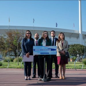 Gobierno lanza campaña Chile vota informado. Más de 15 millones es el padrón electoral, siendo casi 900 mil los extranjeros habilitados para sufragar