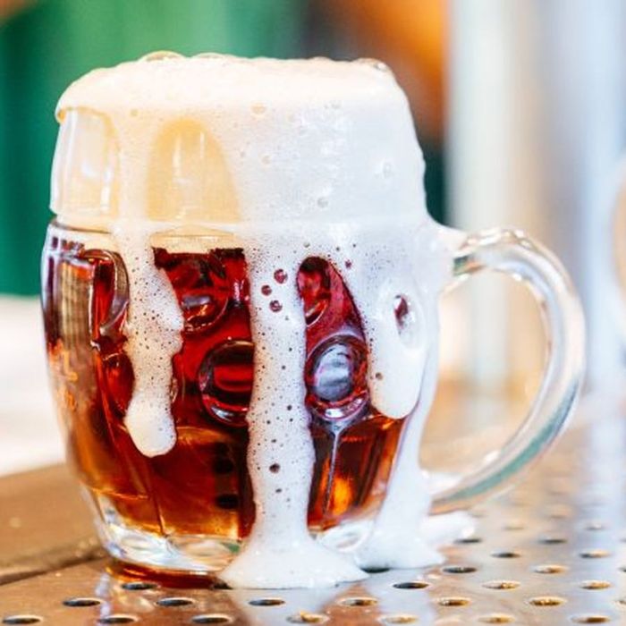 Hasta el domingo está programada la Fiesta de la Cerveza, October Fest en la Plaza de Armas de Linares