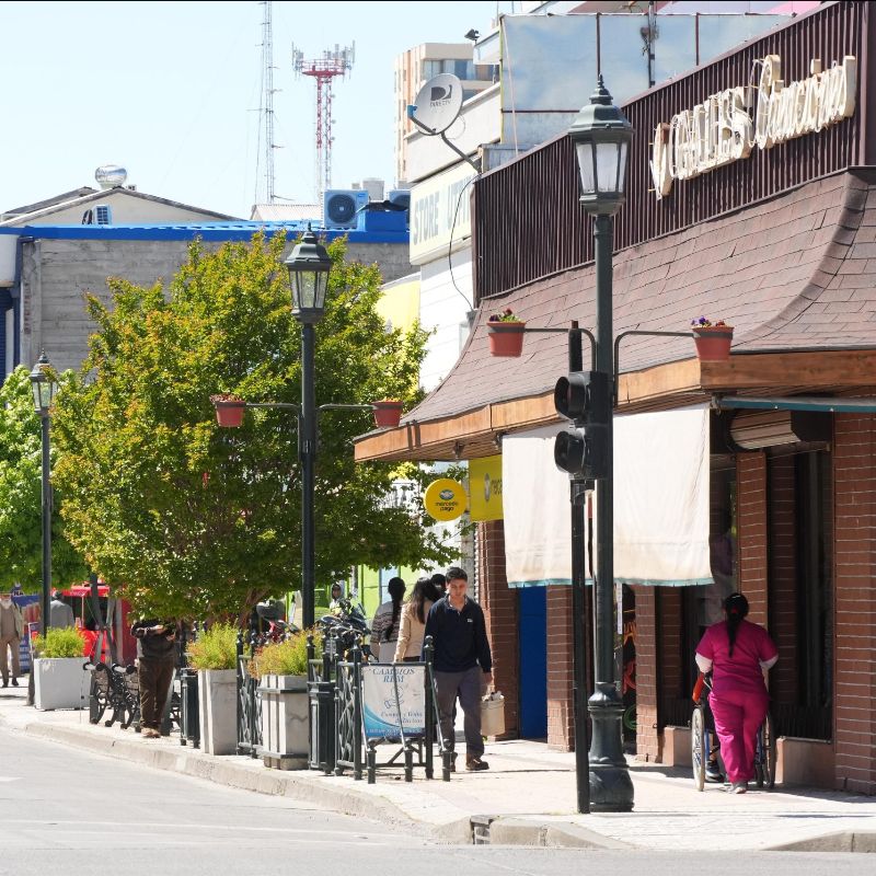 Municipalidad de Talca renueva luminarias con luces LED, del sector casco Histórico para brindar mayor seguridad