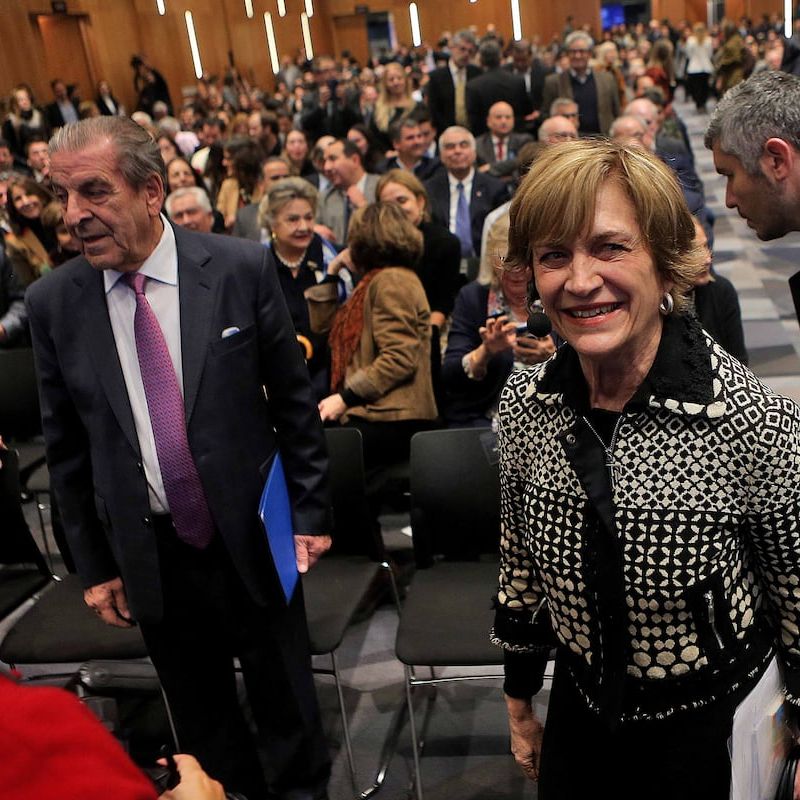 Tendiendo puentes hacia el centro, una moderada Evelyn Matthei, valora posible apoyo de Eduardo Frei a su candidatura