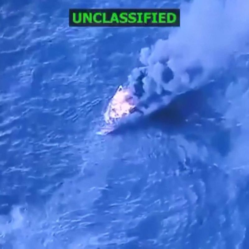 Una quinta lancha con drogas es destruida en el Mar Caribe, por fuerzas militares estadounidenses