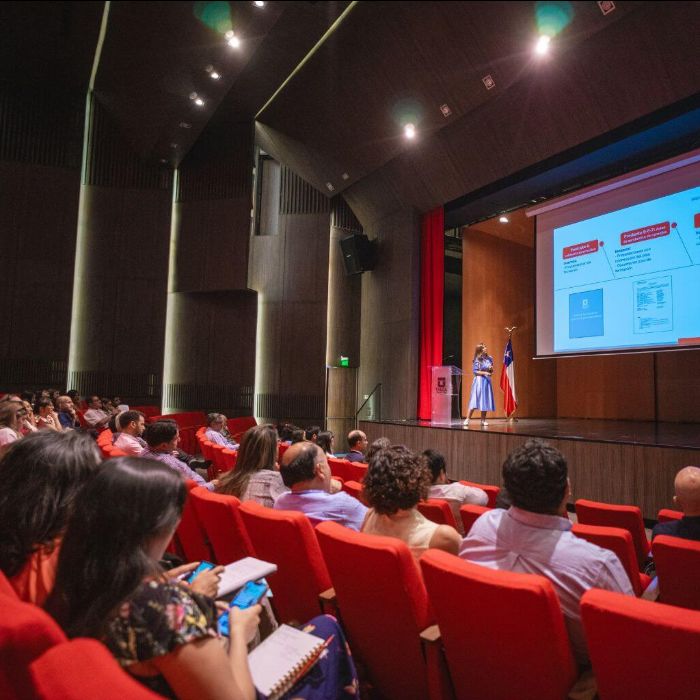 Universidad de Talca rediseña sus carreras: Flexibilidad, minors y menos carga académica