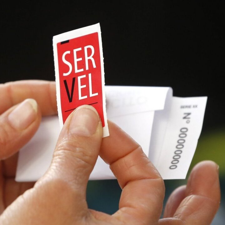 Encuesta UDD: Jara consolida liderato presidencial mientras Kast retrocede en preferencias