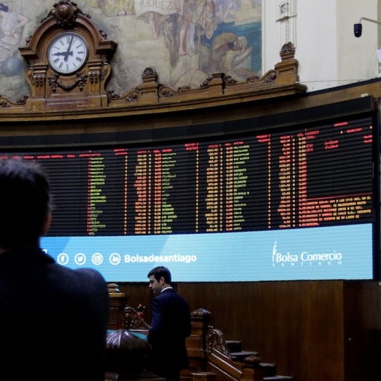 Mercados chilenos se disparan tras elecciones con expectativas de triunfo de Kast