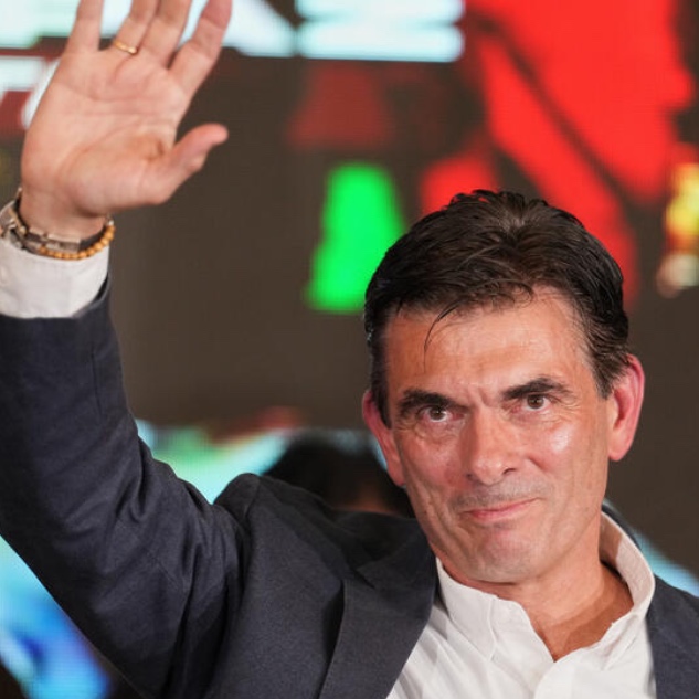 Rodrigo Paz asume la presidencia de Bolivia marcando un giro hacia la apertura internacional